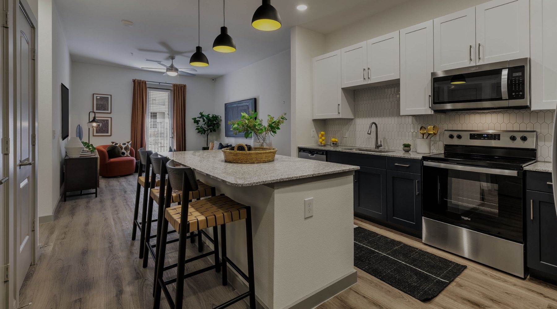 Modern  1, 2, & 3-Bedroom Apartments & Townhomes